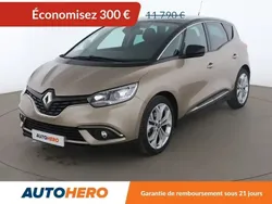 Beige Utilisé 2017 Renault Scénic IV Zen Monospace | 11 490 € (Bon prix)