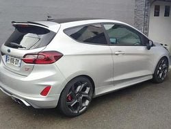 Gris Occasion 2022 Ford Fiesta Berline | 21 999 € (Bon prix)