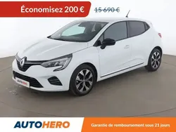 Blanc Utilisé 2023 Renault Clio V Evolution Citadine | 14 690 € (Bon prix)