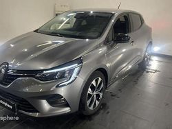 Gris Occasion 2023 Renault Clio V Evolution Berline | 15 499 € (Prix juste)