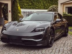 Gris Utilisé 2022 Porsche Taycan Cross Turismo Berline | 74 980 € (Prix cher)