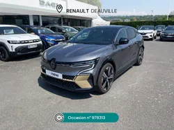 Gris Utilisé 2023 Renault Mégane Iconic Berline | 28 900 € (Prix juste)