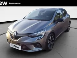Gris Utilisé 2023 Renault Clio V Evolution Citadine | 15 990 € (Prix juste)