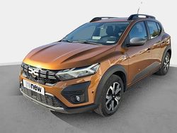 Orange Utilisé 2023 Dacia Sandero Expression Citadine | 15 299 € (Prix juste)