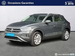 Gris Utilisé 2024 VW T-Roc Style SUV | 29 890 € (Prix juste)