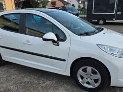 Utilisé 2010 Peugeot 207 Urban Move Citadine | 5 990 € (Prix juste)