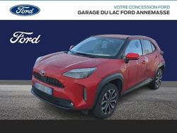 Rouge intense (m) Occasion 2023 Toyota Yaris Hybrid Design SUV | 22 980 € (Prix juste)