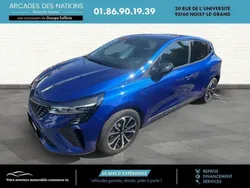Bleu Utilisé 2024 Renault Clio V Techno Berline | 17 480 € (Prix juste)