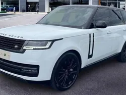 Utilisé 2022 Land Rover Range Rover HSE SUV | 124 900 € (Prix juste)