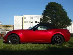 Rouge Utilisé 2016 Mazda MX5 Cabriolet | 19 800 €