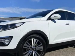 Blanc Utilisé 2015 Kia Sportage Active SUV | 12 990 € (Prix juste)