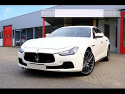 Vert Utilisé 2016 Maserati Ghibli Coupé | 43 990 € (Prix juste)