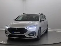 Gris Utilisé 2023 Ford Focus ST-Line X Break | 23 599 € (Prix juste)