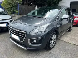 Vert Utilisé 2014 Peugeot 3008 Allure Monospace | 11 990 € (Prix cher)