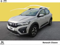 Gris Utilisé 2024 Dacia Sandero Expression Citadine | 16 900 € (Prix juste)