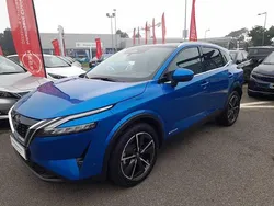 Bleu Utilisé 2024 Nissan Qashqai Tekna SUV | 29 690 € (Prix juste)