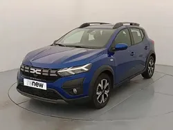 Bleu Utilisé 2024 Dacia Sandero Expression Citadine | 16 499 € (Prix juste)
