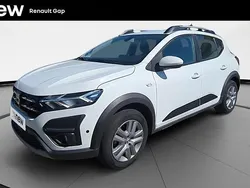 Blanc Utilisé 2022 Dacia Sandero Comfort Citadine | 18 290 € (Prix assez cher)