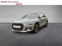 Gris flèche nacré Utilisé 2024 Audi A3 Design Berline | 45 900 €