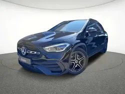 Noir Utilisé 2021 Mercedes GLA180 AMG line SUV | 28 990 € (Prix juste)