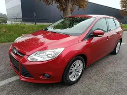 Rouge Utilisé 2014 Ford Focus Trend Break | 4 200 € (Bon prix)