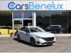Blanc Nouvelle 2025 Peugeot 308 Allure Berline | 27 671 € (Prix juste)
