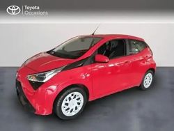 Rouge chilien Utilisé 2020 Toyota Aygo X-play Citadine | 11 990 € (Prix juste)