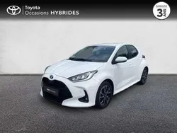 Utilisé 2023 Toyota Yaris Hybrid Design Berline | 20 900 € (Prix juste)