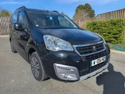 Utilisé 2017 Peugeot Partner Tepee Style Monospace | 11 980 € (Prix juste)