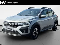 Gris Utilisé 2024 Dacia Sandero Expression Citadine | 16 990 € (Prix juste)