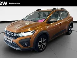 Orange Utilisé 2023 Dacia Sandero Expression Citadine | 14 890 € (Prix juste)