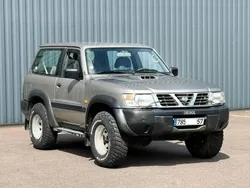 Beige Utilisé 2001 Nissan Patrol SUV | 14 999 €