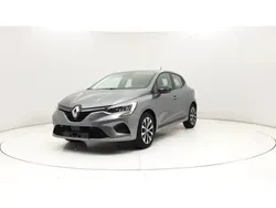 Utilisé 2023 Renault Clio V Equilibre Citadine | 19 460 € (Prix assez cher)