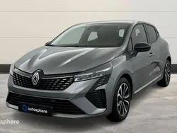Gris Utilisé 2024 Renault Clio V Techno Berline | 17 899 € (Prix juste)