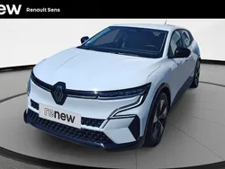 Blanc Utilisé 2022 Renault Mégane Equilibre Berline | 24 000 € (Prix juste)