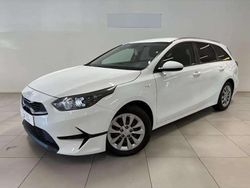 Blanc Utilisé 2022 Kia Ceed Sportswagon Break | 16 950 €