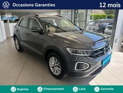 Gris Utilisé 2022 VW T-Roc Life SUV | 20 390 € (Prix juste)