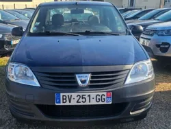 Bleu Utilisé 2011 Dacia Logan Berline | 3 700 €