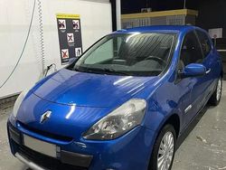 Utilisé 2009 Renault Clio III Berline | 6 100 € (Prix cher)