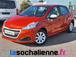 Orange Utilisé 2016 Peugeot 208 Access Citadine | 7 790 € (Prix assez cher)