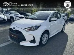 Utilisé 2023 Toyota Yaris Hybrid Berline | 18 990 € (Bon prix)