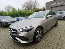 Gris Utilisé 2023 Mercedes C300e Business Break | 43 560 € (Prix cher)