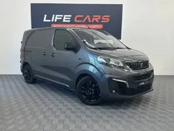 Gris Utilisé 2017 Peugeot Expert Van | 25 990 € (Prix assez cher)