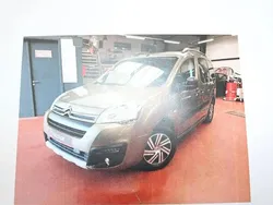 Brun Utilisé 2016 Citroën Berlingo Monospace | 14 390 € (Prix juste)
