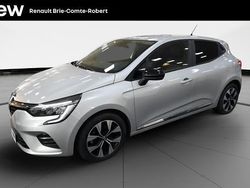 Gris Utilisé 2023 Renault Clio V Evolution Citadine | 16 180 € (Prix juste)