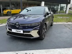Bleu Nouvelle 2025 Renault Mégane Iconic Berline | 40 900 €