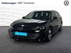 Noir Utilisé 2024 VW Passat Life Coupé | 34 888 € (Prix juste)
