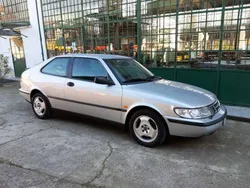 Gris Utilisé 1997 Saab 900 Citadine | 5 000 €