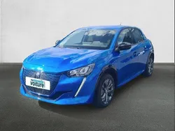 Vert Utilisé 2023 Peugeot e-208 Allure Citadine | 27 990 €