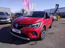 Rouge Utilisé 2021 Renault Captur Intens SUV | 17 900 € (Prix juste)